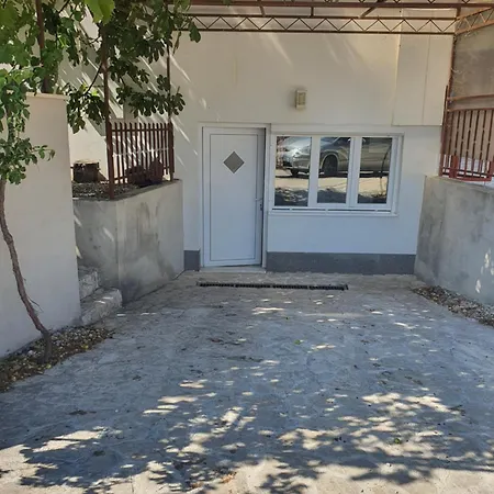 Klara Apartment
